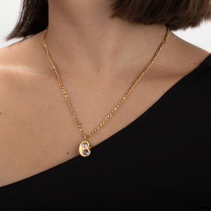 Collar Armonía Dorada – acero con circonitas lavanda y rosa