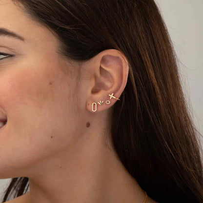 Pendiente Cruz Earcuff – Plata de Ley 925 Baño Oro 18k