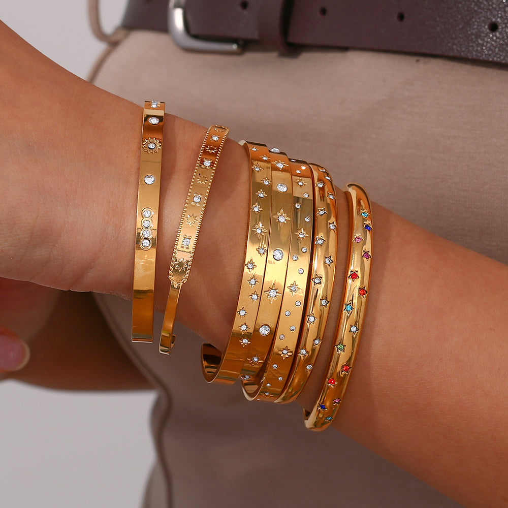 Pulsera Esclava Estrellas Multicolor – Acero Inoxidable baño Oro 18k